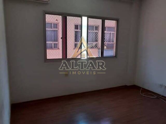 Apartamento para Venda em Rio de Janeiro - 2