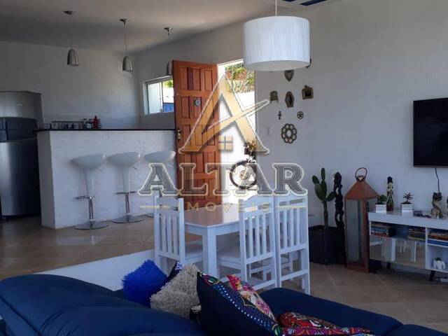 Casa para Venda em Armação dos Búzios - 2