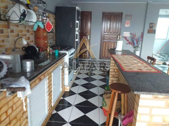 Casa de rua triplex para Venda em Cabo Frio - 2