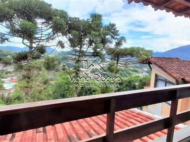 Venda em Iucas - Teresópolis