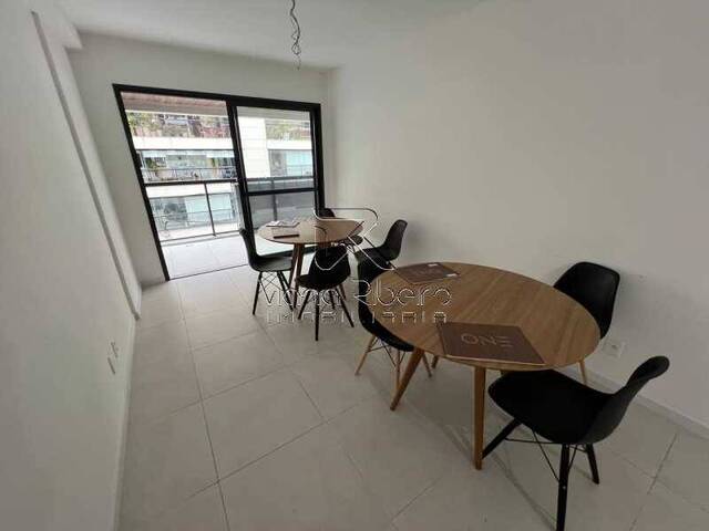 Apartamento para Venda em Rio de Janeiro - 2